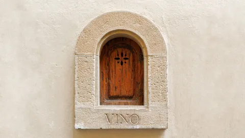 The ‘wine windows’ of Florence