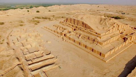 The 3,000-year-old man-made 'mountain'